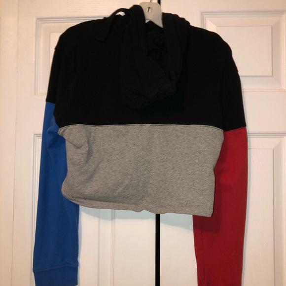 Cropped hoodie - Picture 3 of 4